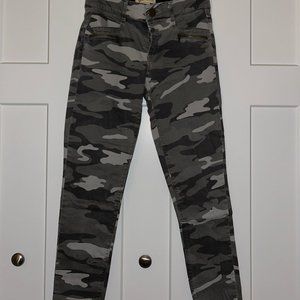 Francesca's Camo Pants
